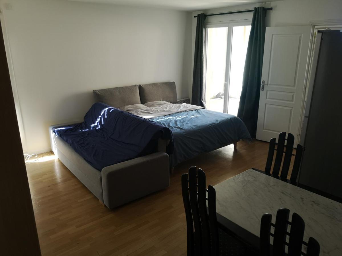 ביוסי-סיינט-ג'ורג' Appartement Proche De Disneyland מראה חיצוני תמונה